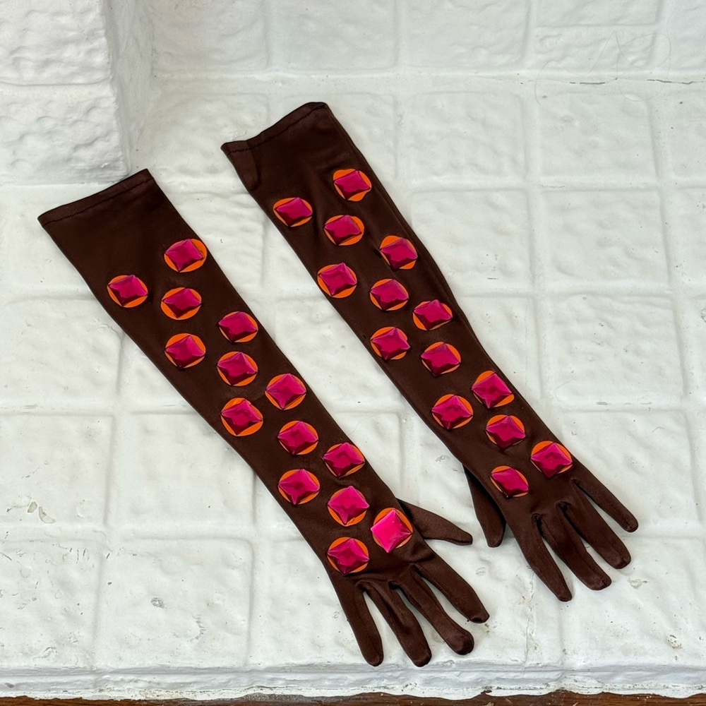 ✧ MAGENTA RHINESTONE OPERA GLOVES ✧